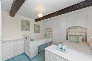 Photo 15- click for photo gallery